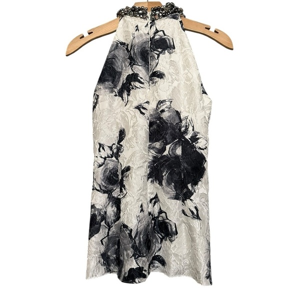 Carmen Marc Valvo Sz 6 White Black Rose Print Beaded Neck Sleeveless Halter Top - Picture 2 of 10